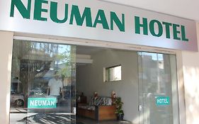 Neuman Hotel